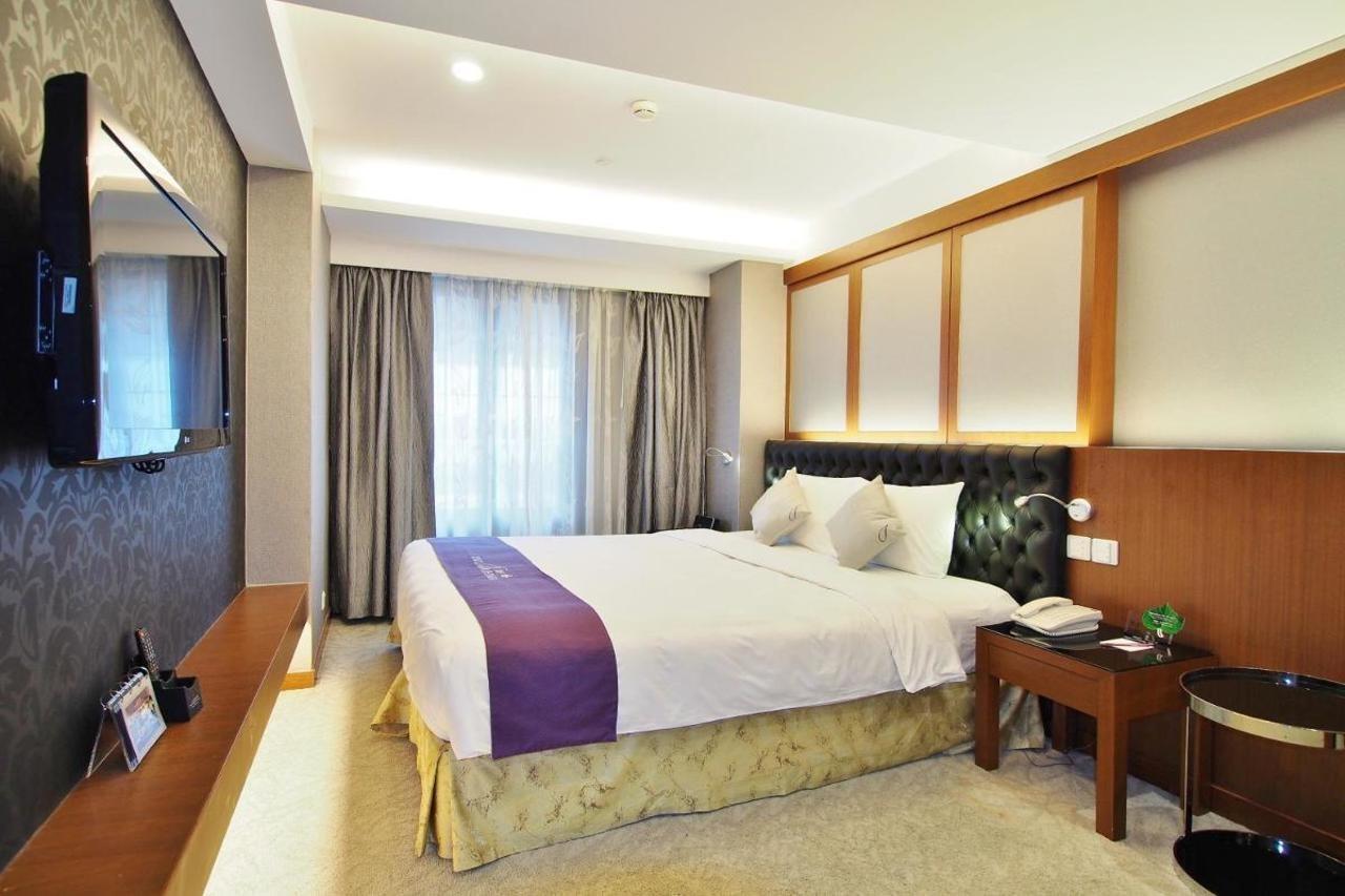 The Bauhinia Hotel - Central Hongkong Eksteriør billede